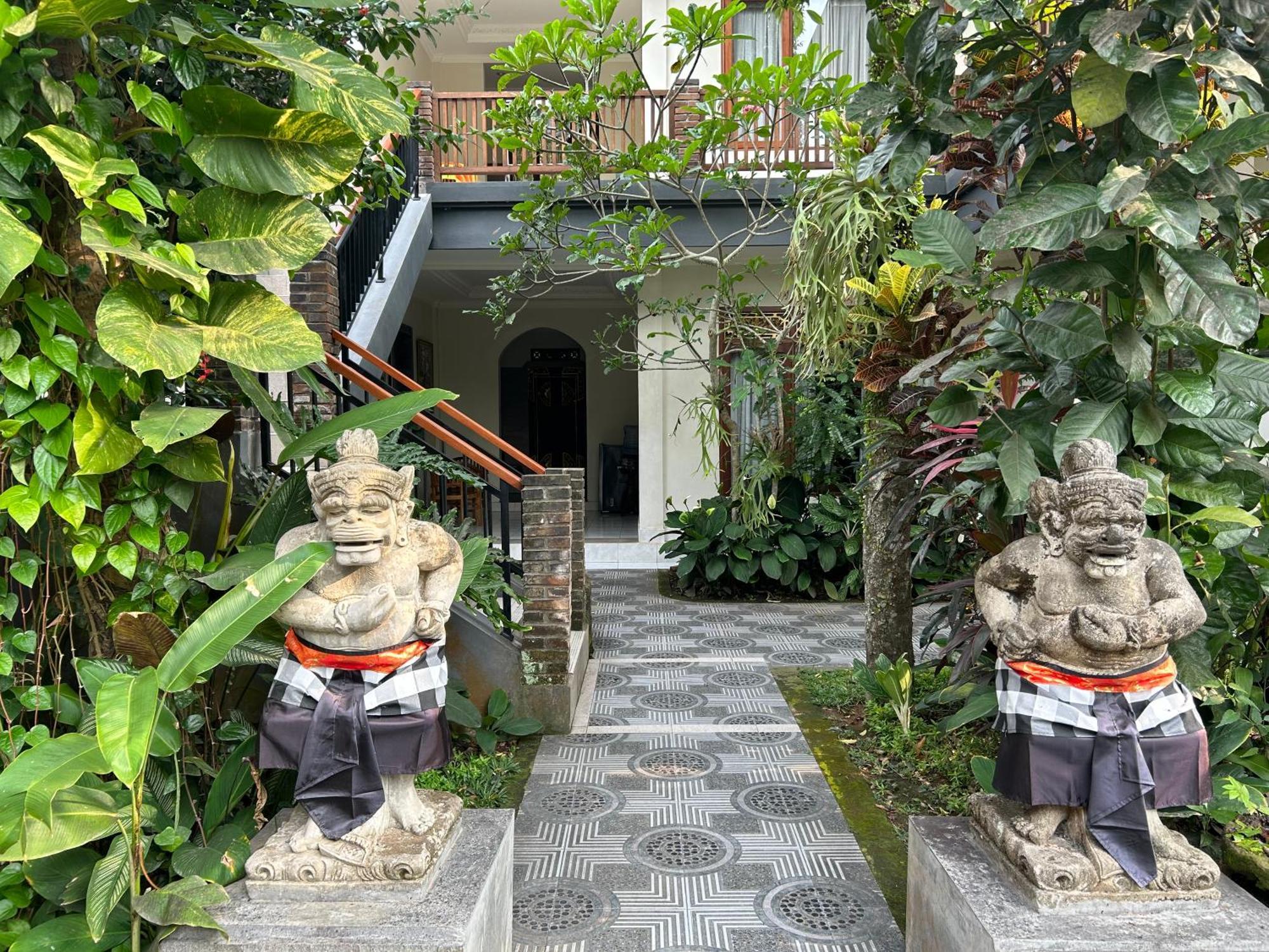 Balimas Guest House Ubud Exteriör bild